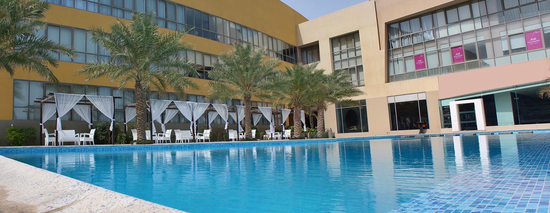 Dragon Resort Hotel Bahrain Amwaj Islands Bahrain Suites Villas Chalets Kingdom Of Bahrain